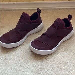 vans ultrarange gore burgundy